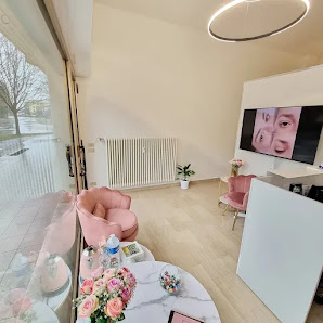 Immagine Angelica Beauty Studio / Salone di bellezza specializzato in trucco permanente 2