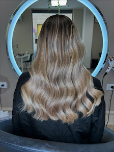 Immagine Parrucchieri - L'atelier della Bellezza di Salvino Cataldo 2