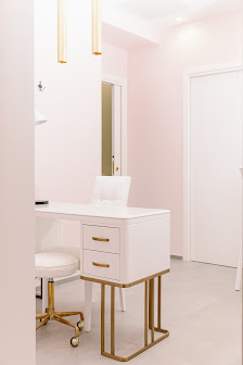 Immagine Chloé - estetica e visagismo 2