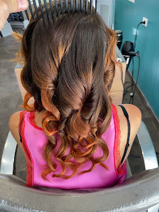 Immagine PIERO CACCAMO PARRUCCHIERI ESTETICA SOLARIUM 3