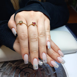 Immagine Perfect Nails di Di Graziano Francesca 3
