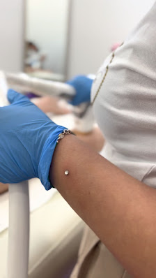 Immagine Estetica Perla di Floris Ombretta 3