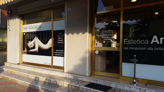 Immagine Estetica Amy di Amelia Nicoleta Din s.a.s 2