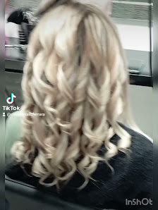 Immagine La Dolce Vita Hair & Beauty 2