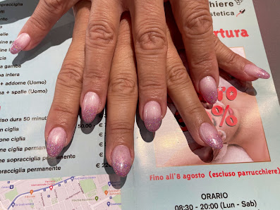 Immagine AKANG Parrucchiere & Nail Spa Estetica 4