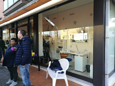 Immagine Le Pazze Idee - Capelli Mani Eccetera 2