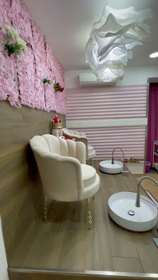 Immagine Beauty Line Terzigno di Tortora Maria Immacolata Concezione 3