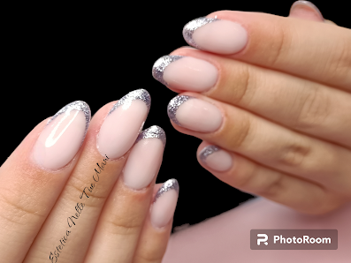 Immagine ESTETICA NELLE TUE MANI 5