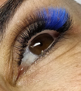 Immagine Extension ciglia Firenze e Laminazione "Passione ciglia" di Sabrina Leonessi 3