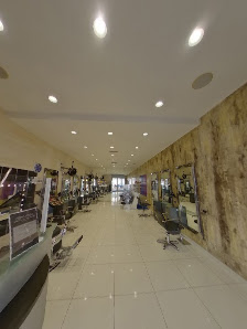 Immagine Tristano Leo - Parrucchiere Lecce - Unisex Haircare 4