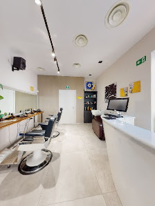 Immagine Antonio Leuzzi Parrucchieri - Salone L'Oréal Professionnel 3