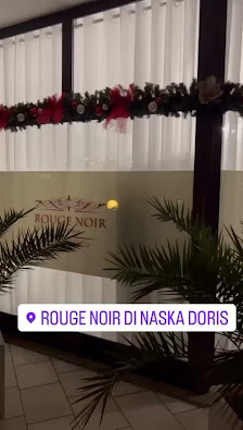 Immagine ROUGE NOIR di Naska Doris 4
