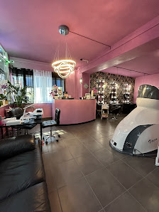 Immagine Spinelli’s Hair Beauty and Nails 2