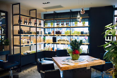 Immagine Estesia Hair & Spa - Parrucchiere e SPA - Aveda - Miglior parrucchiere e SPA Bari 4