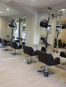 Immagine EZIO ROCCA parrucchiere-estetica-benessere 2