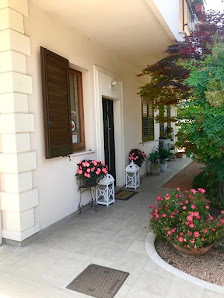 Immagine Profilo Di Donna Di Luciani Viviana 2