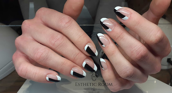 Immagine Esthetic Room - Centro Ricostruzione Unghie 2