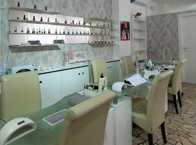 Immagine Sole Rosso Parrucchiere-Centro Estetico Ravenna 5