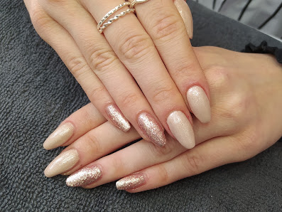 Immagine FEHU - Centro di Estetica Avanzata & Dermopigmentazione 5