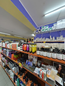 Immagine CDR - FORNITURE PER PARRUCCHIERI PRODOTTI PROFESSIONALI PER CENTRI ESTETICI 1