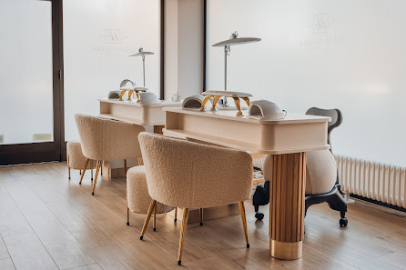 Immagine Lilly Dhima Nail Studio 2