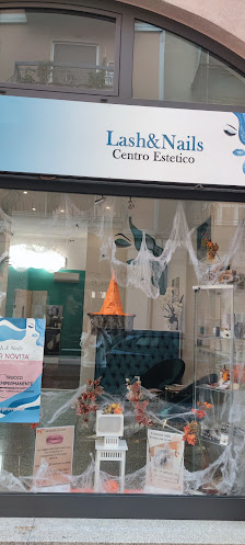 Immagine Lash & Nails 2