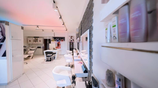 Immagine Beauty Essence (parrucchieri Olbia) 1