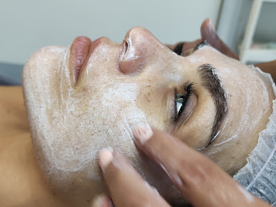 Immagine Gaia Più estetica e capelli 3