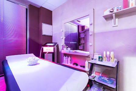 Immagine La Luna Nelle Mani ️ Wellness & Beauty 3