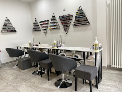 Immagine Red nail - Centro estetico 3