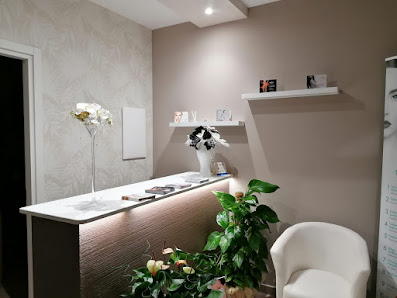 Immagine Shine Beauty di Maria Perri 5