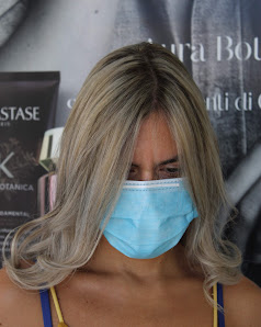 Immagine Centro Degradé Ardea Vanity Hair Italy di Nicoletti Damiano 4