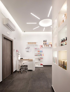 Immagine Centro Estetico Farmacia Leone 1