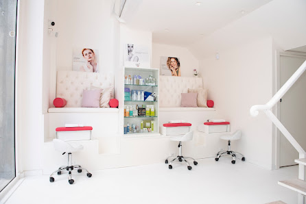 Immagine Nails And Beauty - La Carraia 3