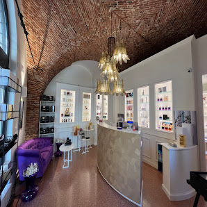 Immagine Albaviola Studio di Estetica e Profumeria 2