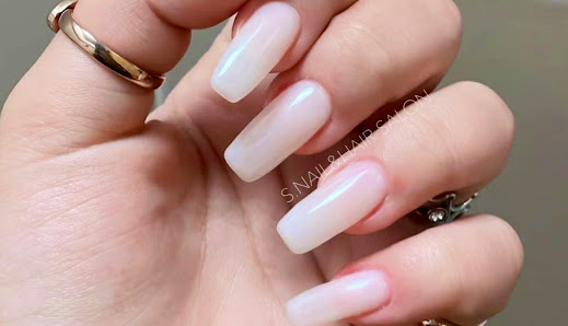 Immagine S. NAILS & HAIR SALON DESENZANO DEL GARDA 1